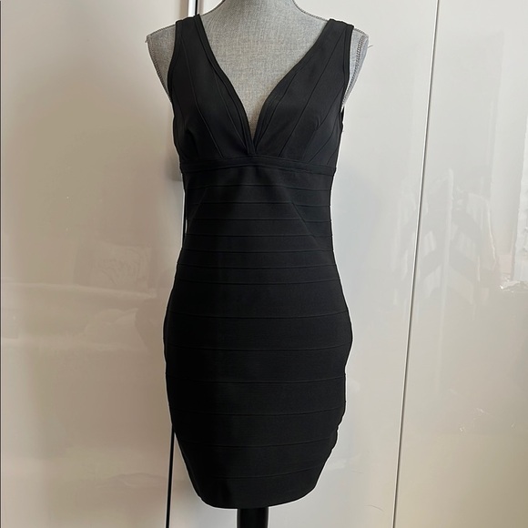 WOW COUTURE NWT Black Bodycon Bandaid Sleeveless Dress, Size L - Picture 1 of 11